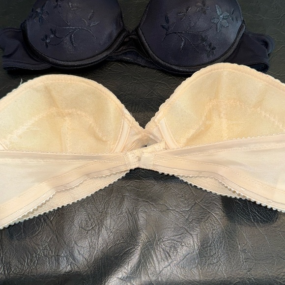 Bra Bundle, 1-Playtex Black & 1-Carnival Strapless Cream, Size 36B, EUC - Picture 3 of 6